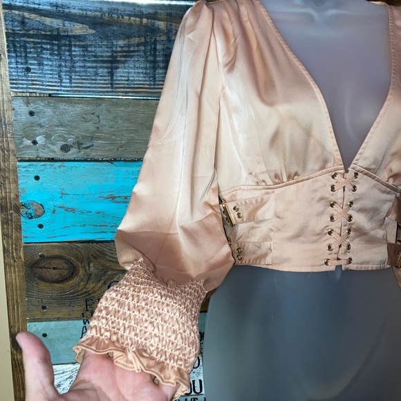 Forever21 Deep V-neck Crop Top Small - Picture 2 of 16